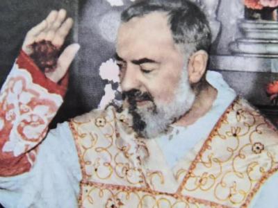 اسي مينا