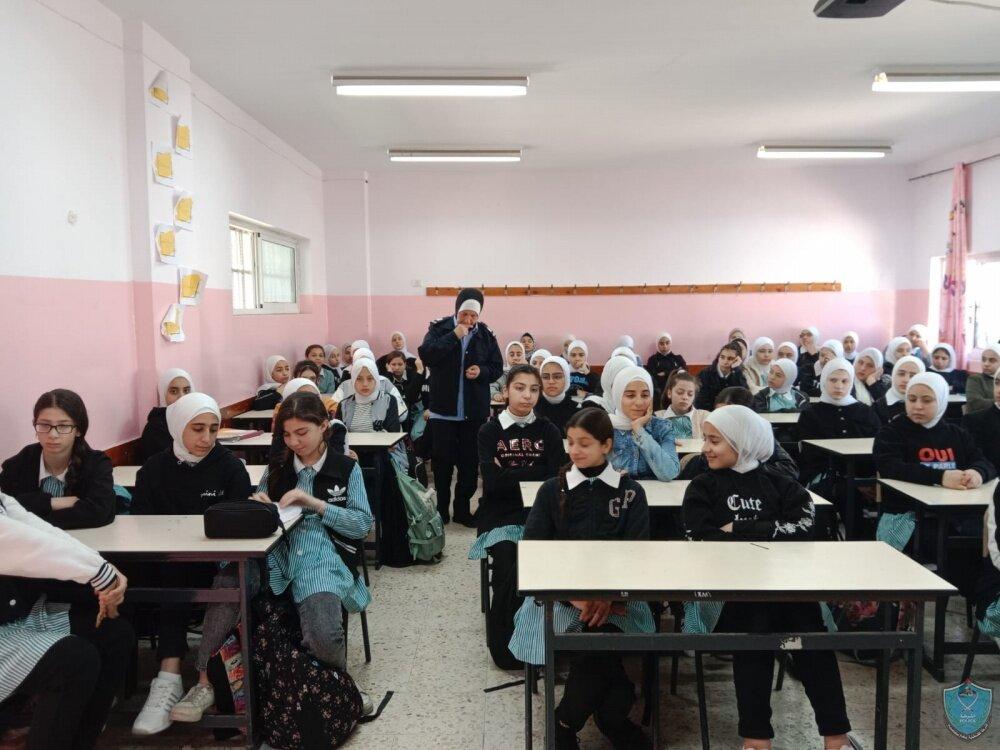 الشرطة بالخليل